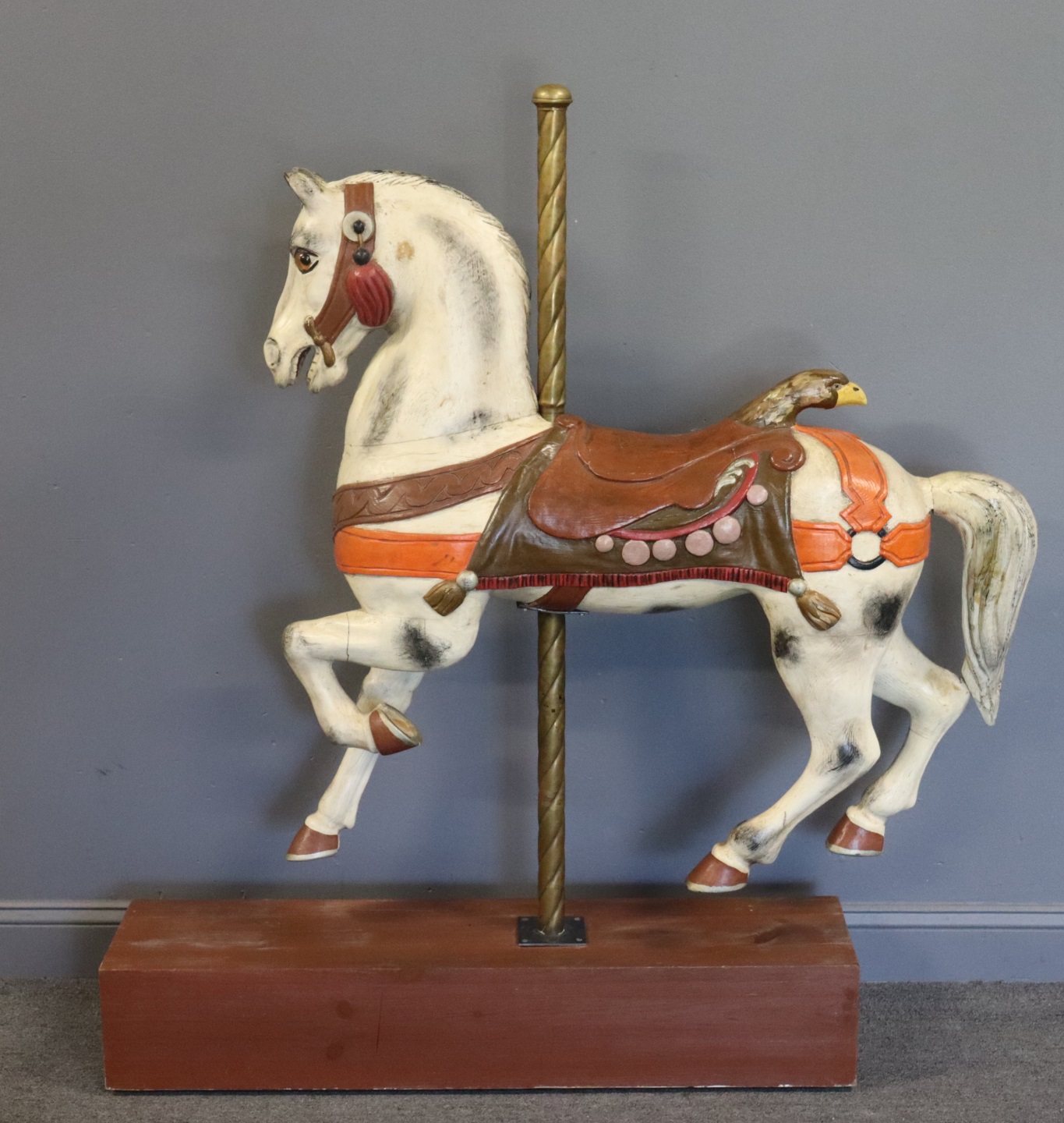 ANTIQUE CARVED PAINTED CAROUSEL 3bde4b