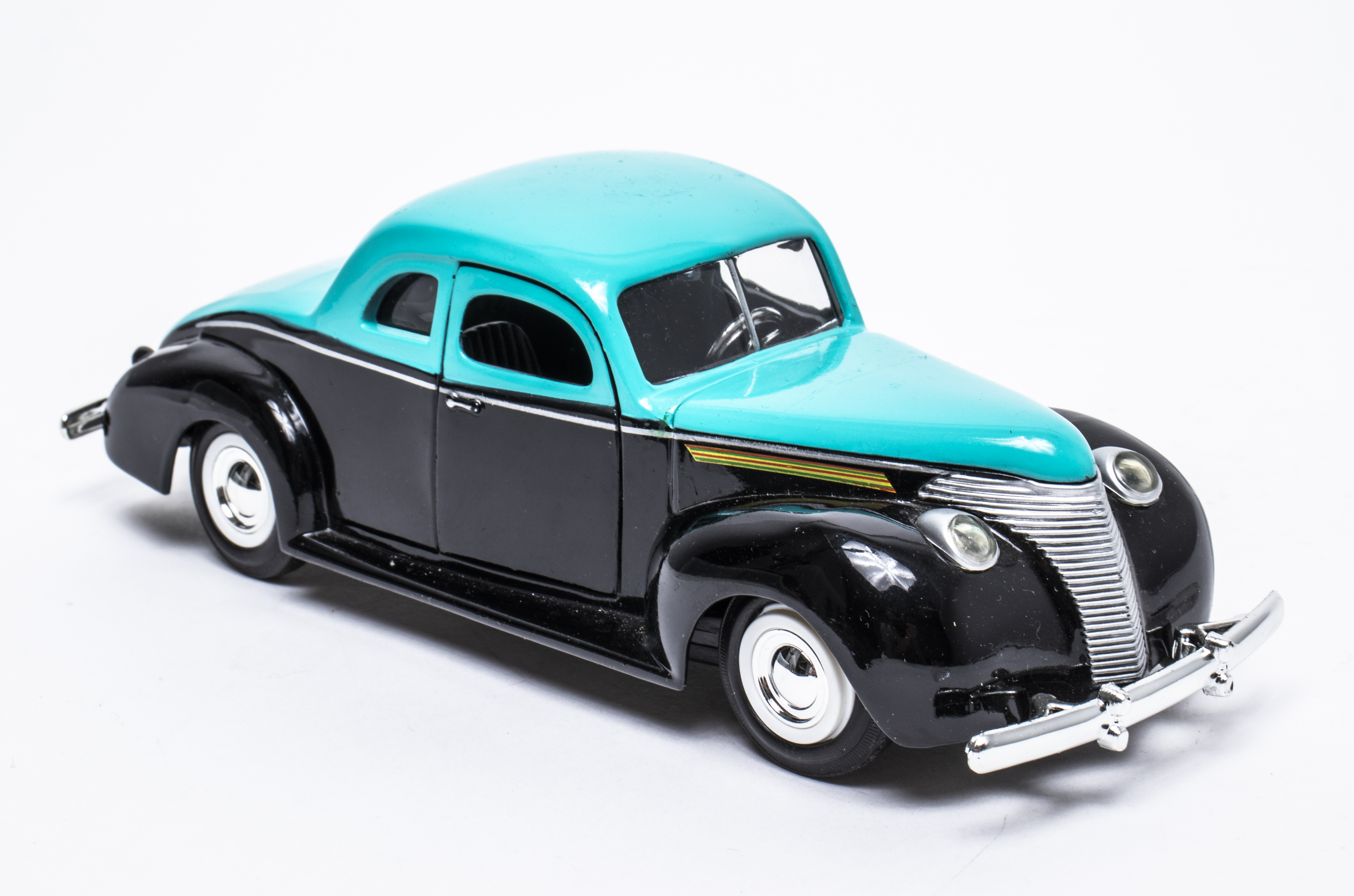 1940 FORD COUPE DIE CAST TOY CAR 3c446f