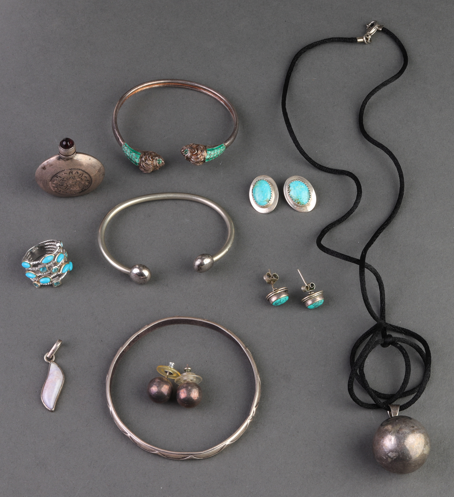 ASSORTED SILVER TURQUOISE JEWELRY  3c4483