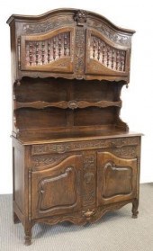 FRENCH PROVINCIAL WELL-CARVED VAISSELIER