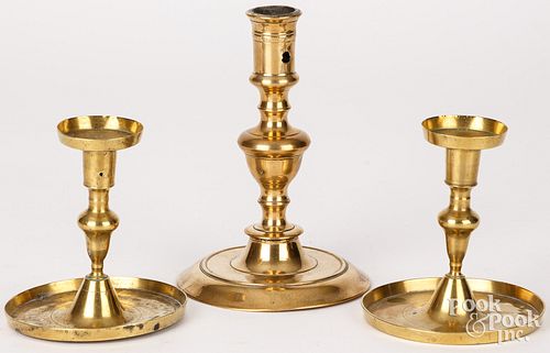 PAIR OF TRAY BASE BRASS CANDLESTICKS,