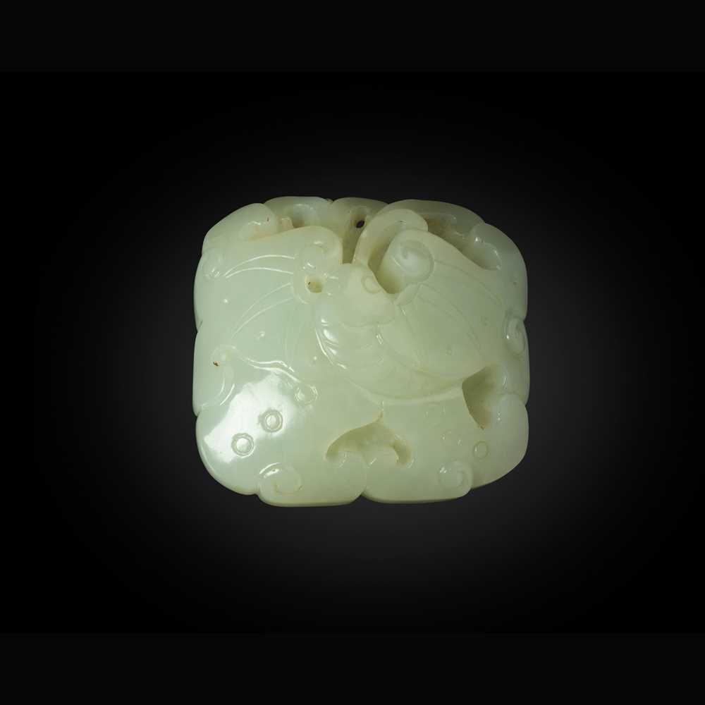 PALE CELADON JADE MOTH AND SPANISH 3c69a0