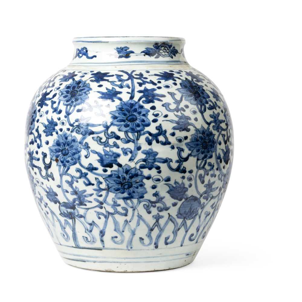 LARGE BLUE AND WHITE JAR
LATE MING