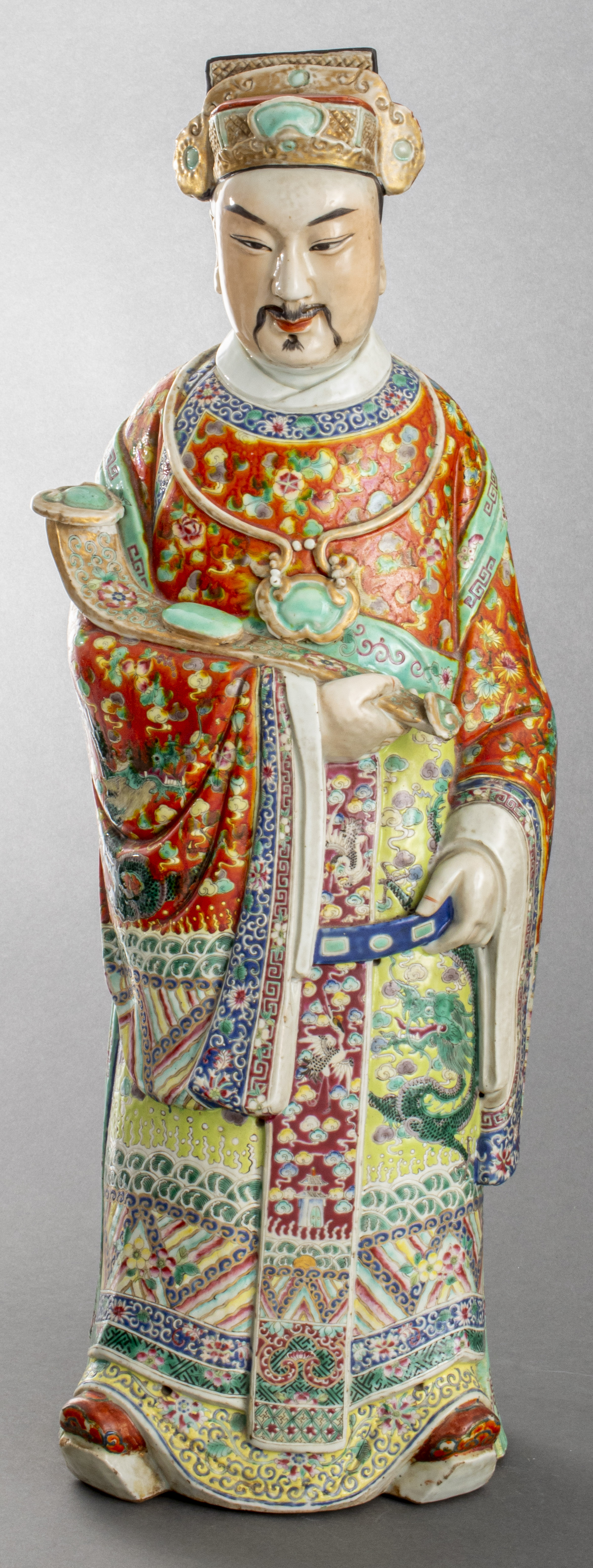 CHINESE POLYCHROME PORCELAIN IMPERIAL 3c475b