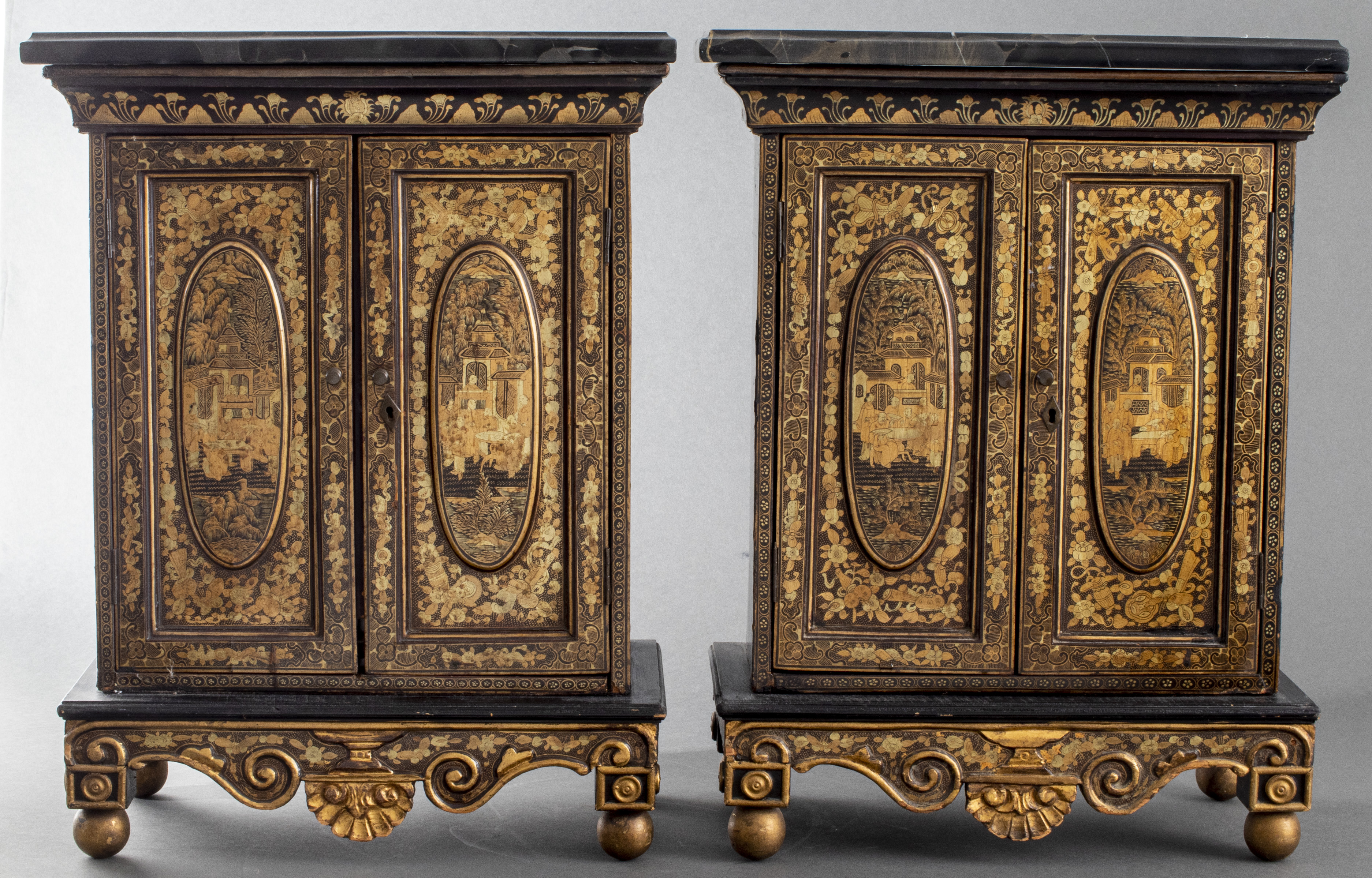 CHINOISERIE EBONIZED TABLE CABINETS  3c47be