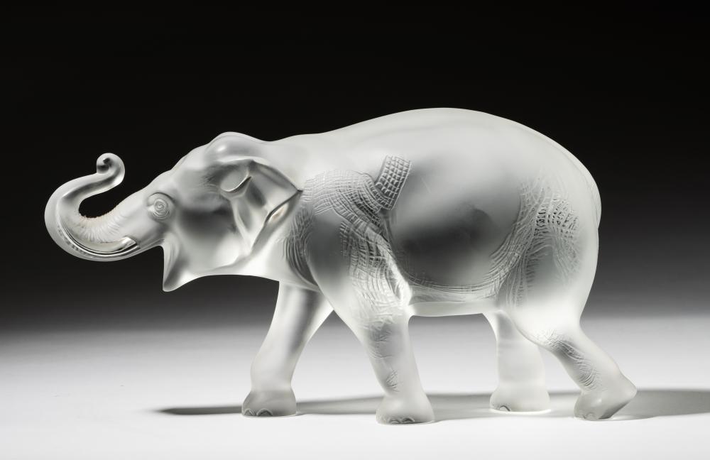 LALIQUE SUMATRA FROSTED GLASS ELEPHANT 3c83d3