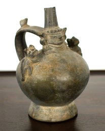 A Pre Columbian blackware pottery 3c8860