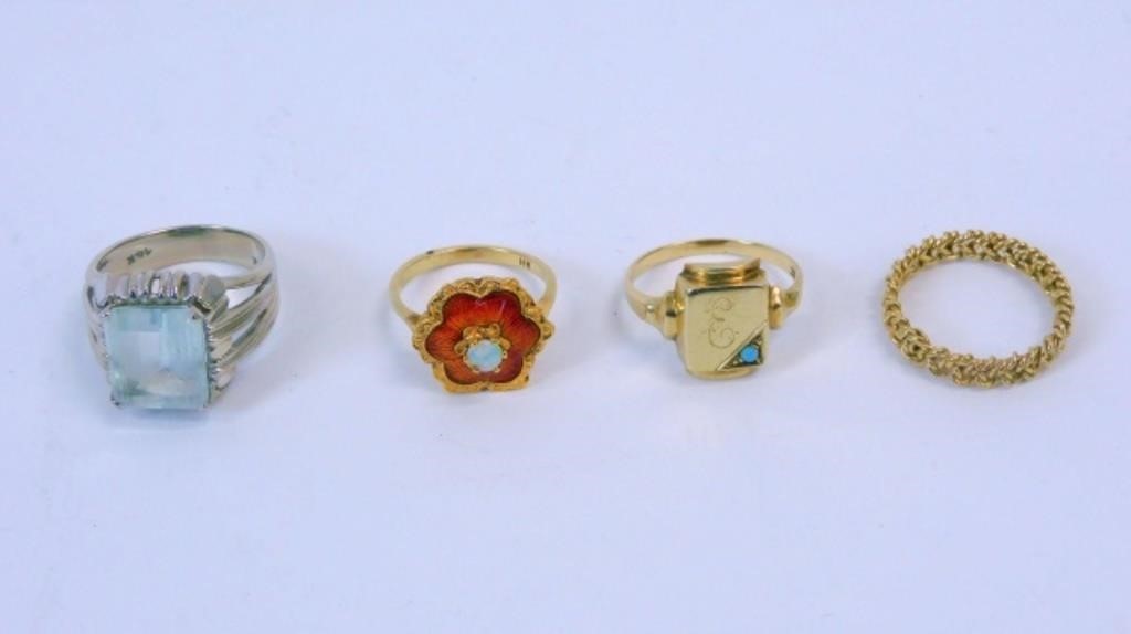  4 GOLD RINGS 20TH CENTURY A 3c8dff