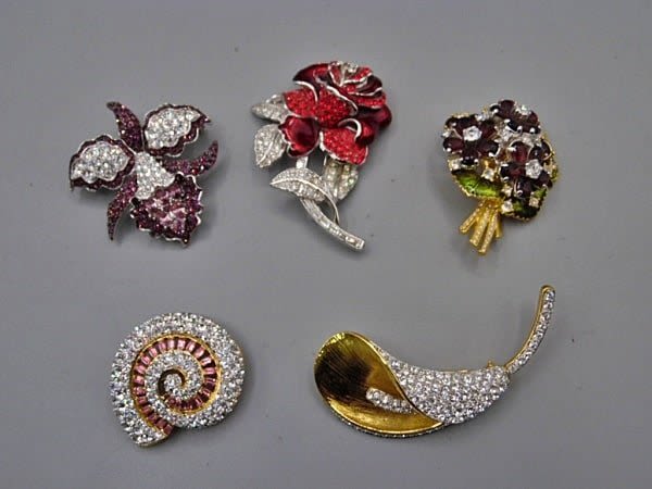Group of 5 Brooches by Nolan Miller 3c8f05