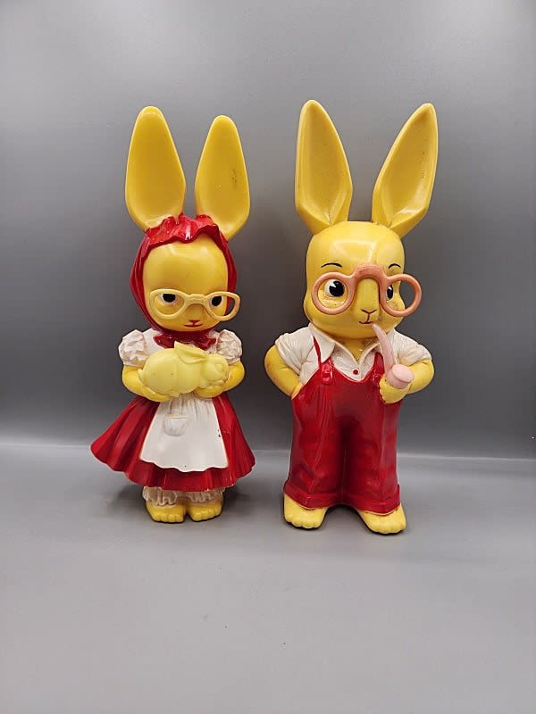 A pair of 1950 early plastic or 3c8f3e