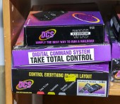DCS BY MTH ELECTRIC TRAINS CONTROL SYSTEM