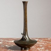 JAPANESE BRONZE VASE WITH A SNAILUnmarked.

10