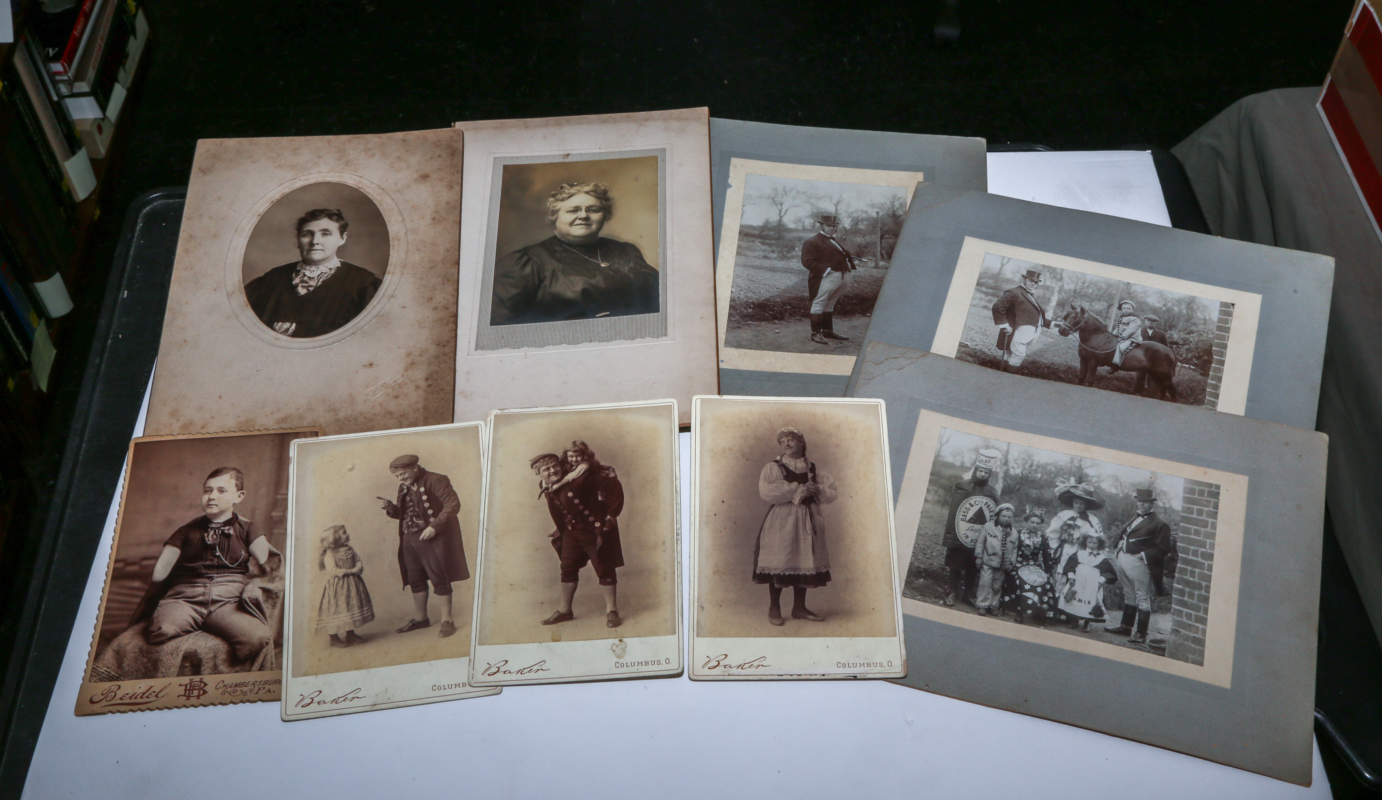 SELECTION OF UNUSUAL CABINET CARD