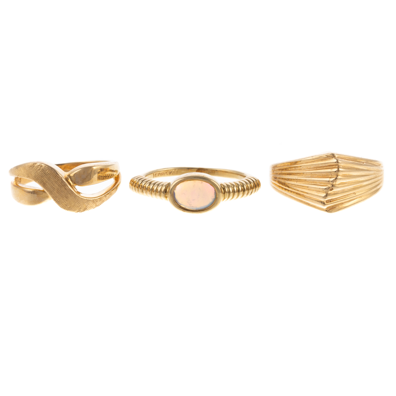 A TRIO OF RINGS IN 14K 1 14K yellow 3cb549