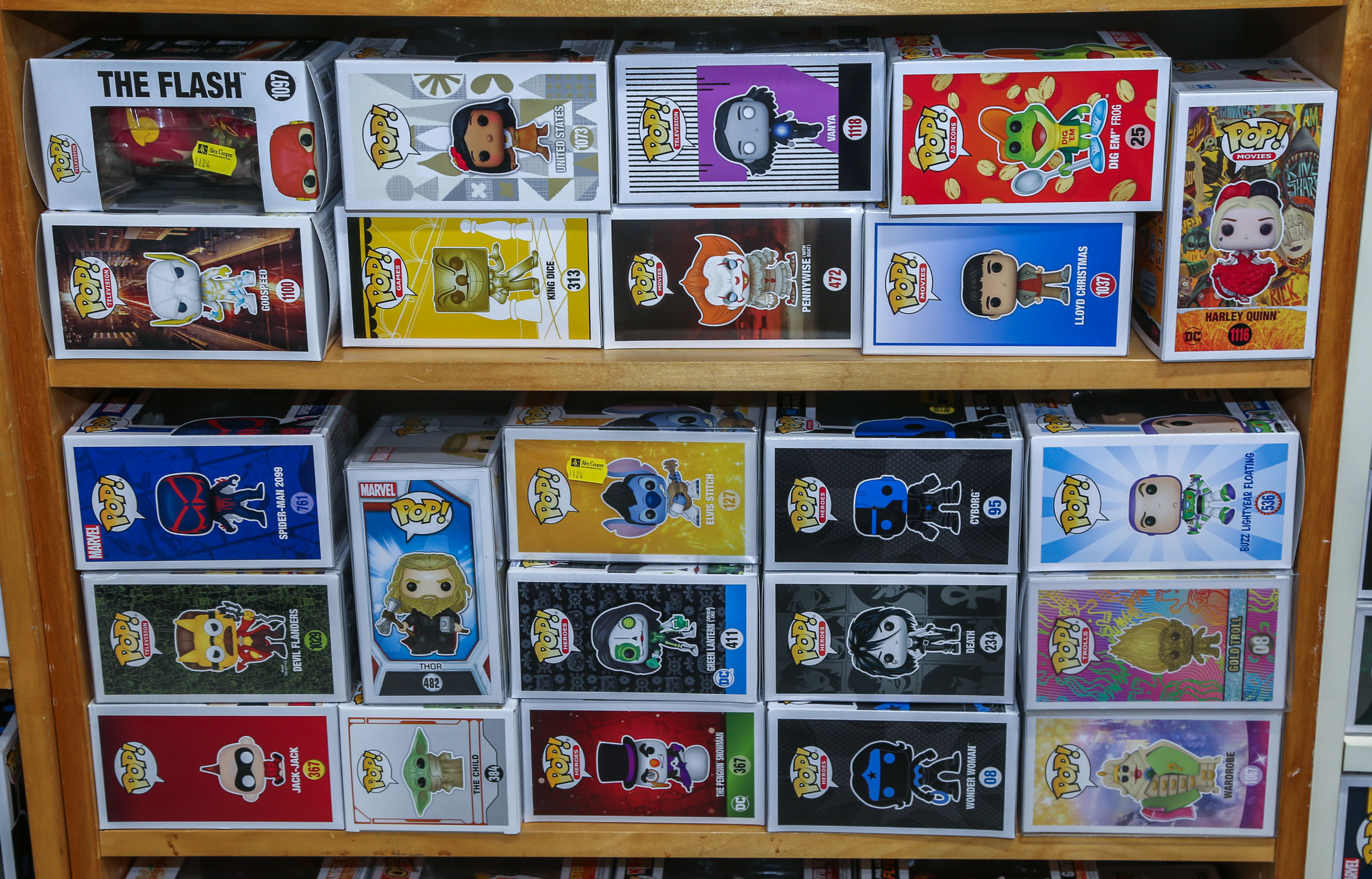 SELECTION OF FUNKO POP FIGURES 3cb7bf