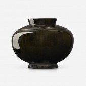 Fulper Pottery. Vase. 1917-23, Mirrored