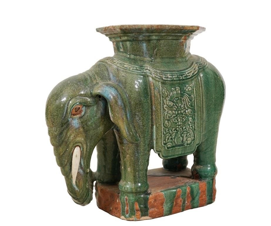Asian style terracotta green glazed 3ca318