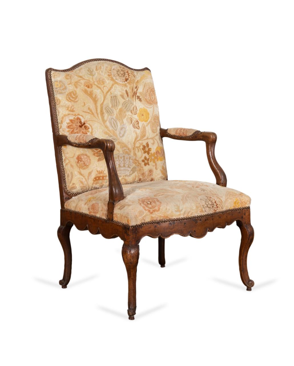 LOUIS XV PROVINCIAL UPHOLSTERED 3cd381