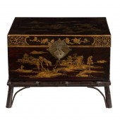 A REGENCY STYLE JAPANNED BLANKET CHEST