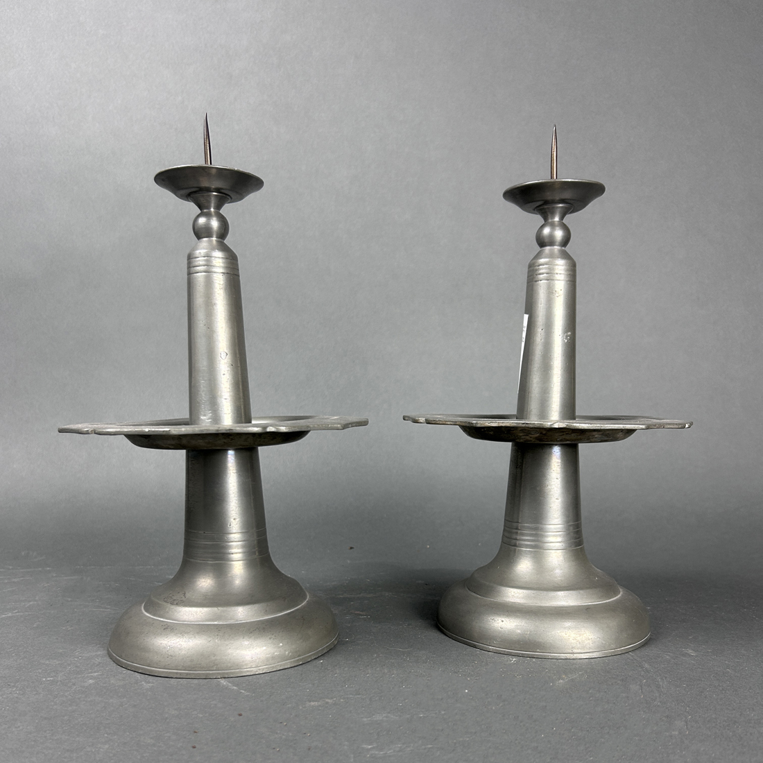 PAIR OF CHINESE PEWTER CANDLE PRICKETS 3cdff8