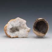 TWO GEODE SPECIMENS  Two geodes, rough,