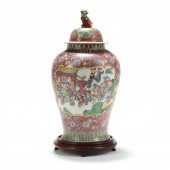 A LARGE CHINESE FAMILLE ROSE FLOOR JAR