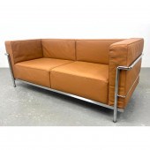 Le Corbusier LC2 Design Love Seat. Sofa.