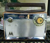 Vintage Motorola Ranger Transistor Radio