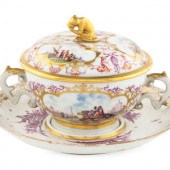 A Meissen Porcelain Covered Bowl (Écuelle)