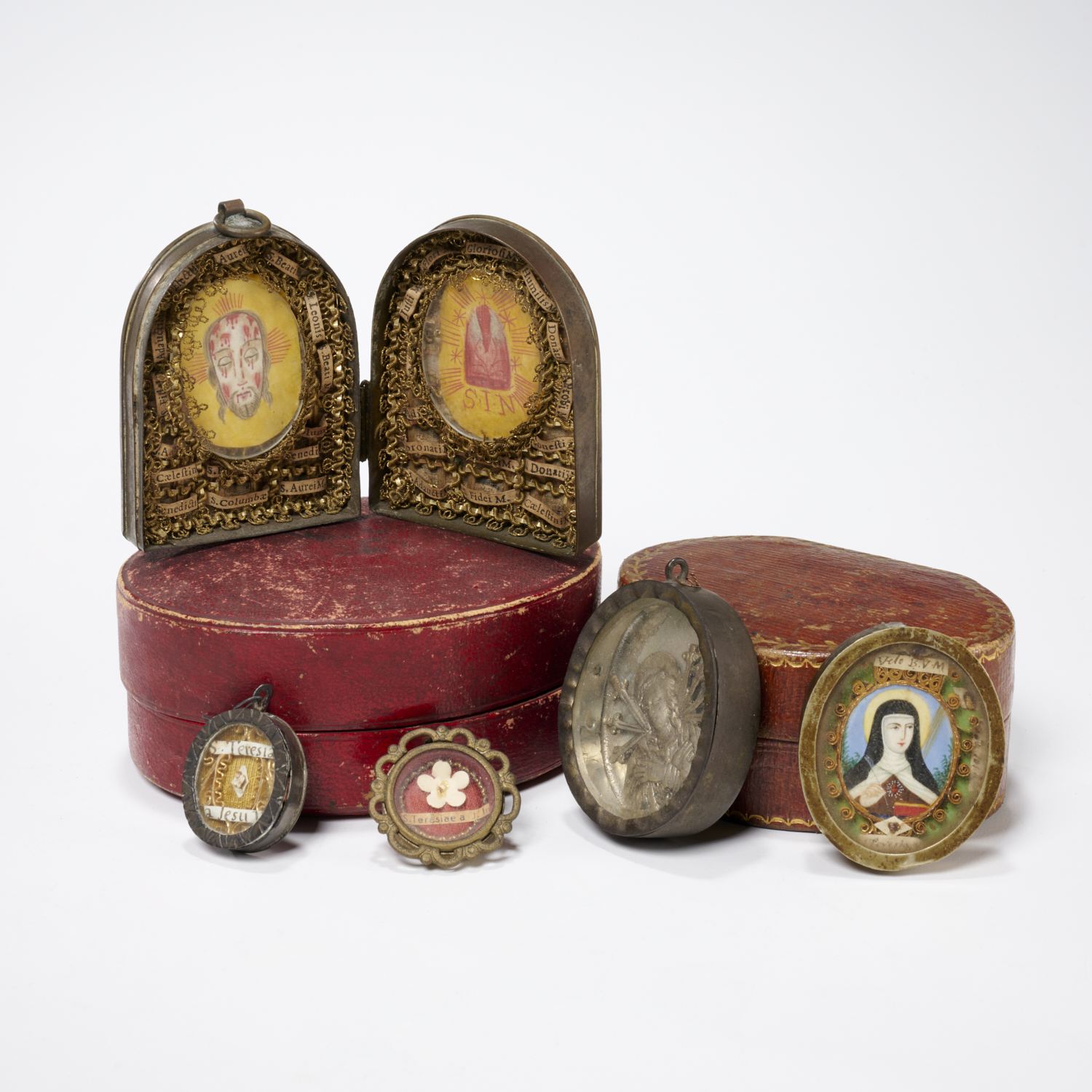  5 CONTINENTAL RELIQUARIES AND 3ce56d