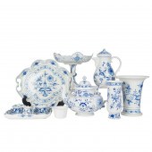 A GROUP OF MEISSEN PORCELAIN IN