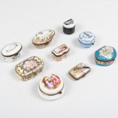 GROUP OF NINE PORCELAIN SNUFF BOXESComprising:

A